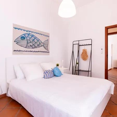 Vista Mare By Domusicily Apart Otel 4*